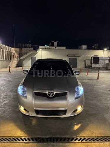 Toyota Auris 2010, 298,000 km - 1.4 l - Bakı