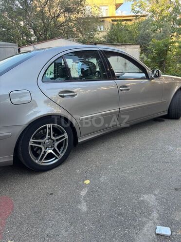 Mercedes E 220 2008, 330,000 km - 2.2 л - Bakı