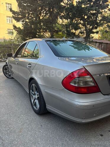 Mercedes E 220 2008, 330,000 km - 2.2 л - Bakı