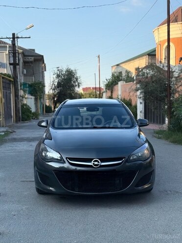 Opel Astra 2015, 178,000 km - 1.4 l - Bakı
