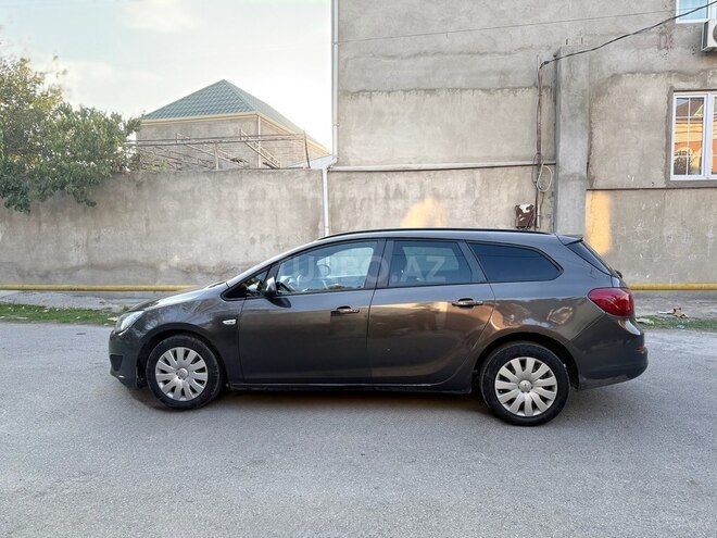 Opel Astra 2015, 178,000 km - 1.4 l - Bakı