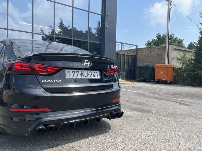 Hyundai Elantra 2016, 194,731 km - 2.0 l - Bakı
