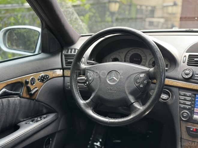 Mercedes E 320 2002, 269,100 km - 3.2 l - Bakı