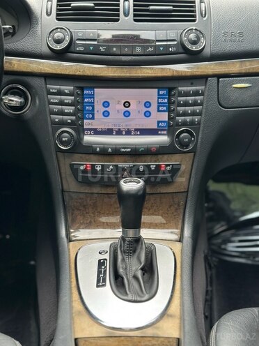 Mercedes E 320 2002, 269,100 km - 3.2 l - Bakı