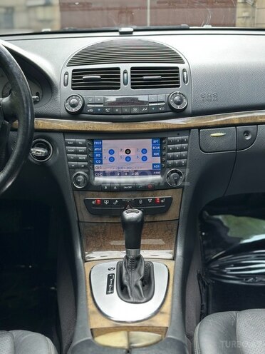 Mercedes E 320 2002, 269,100 km - 3.2 l - Bakı