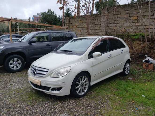 Mercedes B 170 2007, 168,000 km - 1.7 l - Bakı