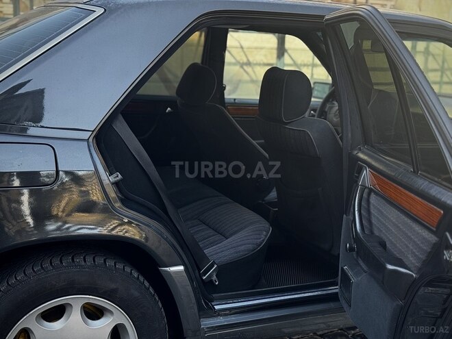 Mercedes 230 E 1991, 422,555 km - 2.3 л - Bakı
