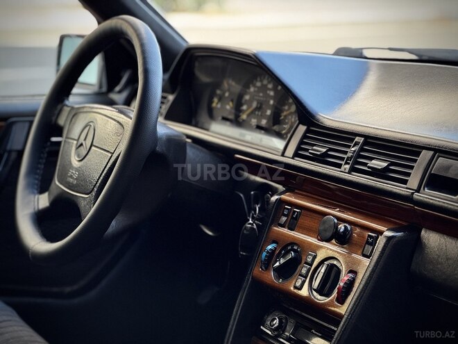 Mercedes 230 E 1991, 422,555 km - 2.3 л - Bakı