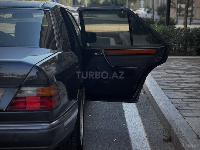 Mercedes 230 E 1991, 422,555 km - 2.3 л - Bakı