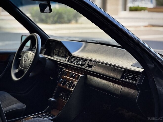 Mercedes 230 E 1991, 422,555 km - 2.3 л - Bakı