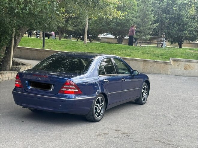 Mercedes C 240-6