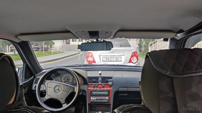 Mercedes C 200 1998, 226,000 km - 2.0 l - Bakı