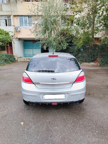 Opel Astra 2004, 290,000 km - 1.4 l - Bakı