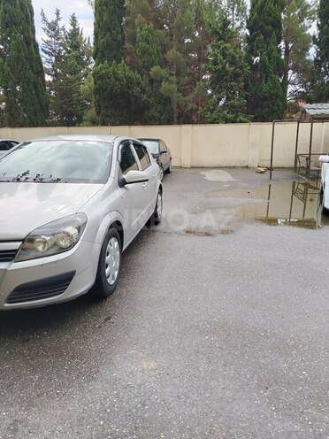 Opel Astra 2004, 290,000 km - 1.4 l - Bakı