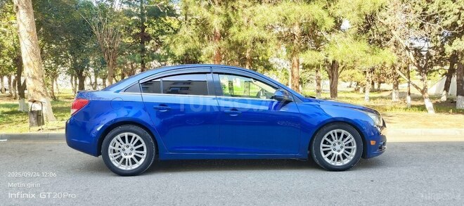 Chevrolet Cruze 2011, 275,000 km - 1.4 l - Gəncə