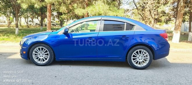 Chevrolet Cruze 2011, 275,000 km - 1.4 l - Gəncə