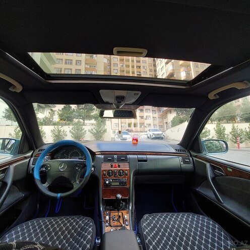 Mercedes E 270 2000, 399,000 km - 2.7 l - Bakı