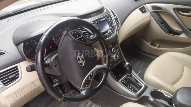 Hyundai Elantra 2014, 233,757 km - 1.8 l - Bakı