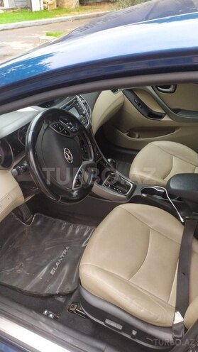 Hyundai Elantra 2014, 233,757 km - 1.8 l - Bakı