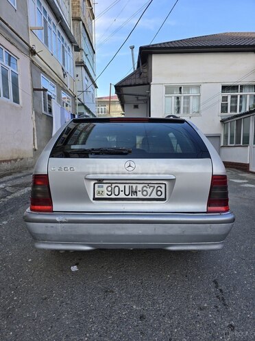 Mercedes C 200 1998, 325,000 km - 2.0 l - Quba