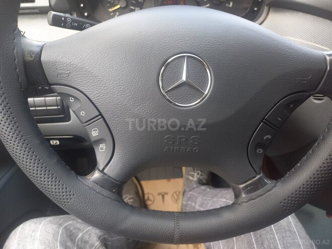 Mercedes  2006, 261,200 km - 2.1 l - Bakı