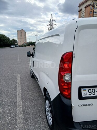 Fiat Doblo 2016, 198,370 km - 1.3 l - Bakı