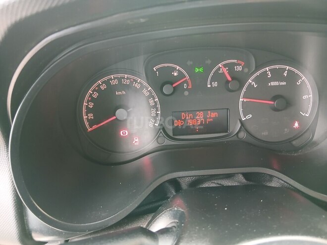 Fiat Doblo 2016, 198,370 km - 1.3 l - Bakı