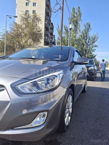 Hyundai Accent 2014, 136,000 km - 1.4 л - Bakı