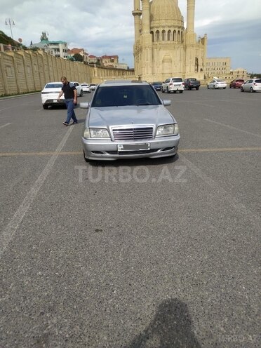 Mercedes C 200 1998, 271,265 km - 2.0 l - Bakı