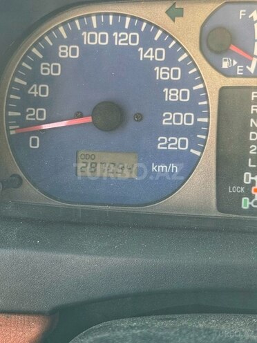 Mitsubishi Pajero io 2000, 287,000 km - 2.0 l - Bakı