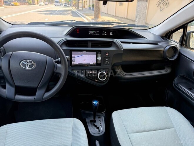Toyota Aqua 2018, 110,000 km - 1.5 l - Gəncə