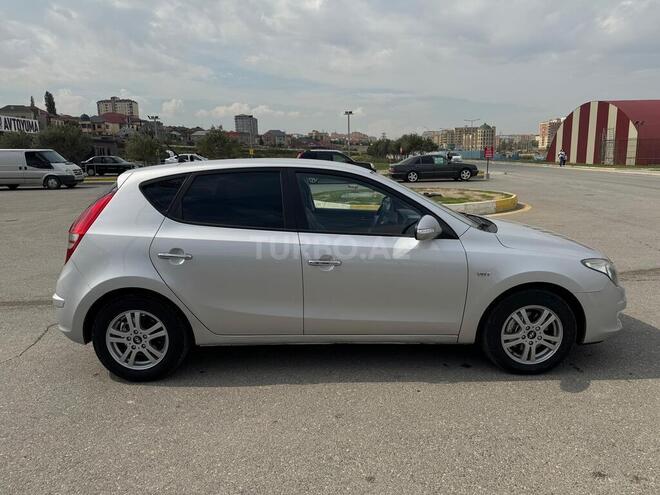 Hyundai i30 2011, 232,000 km - 1.6 l - Xırdalan