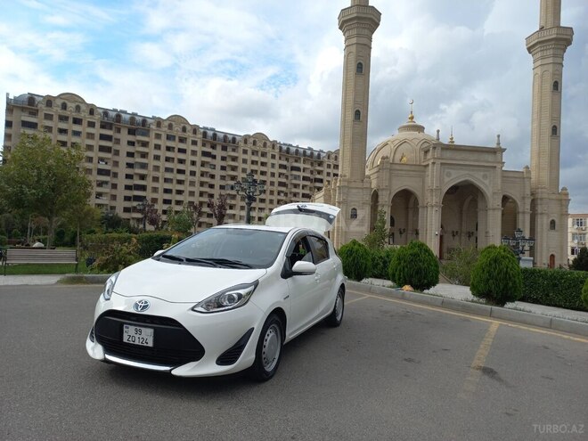 Toyota Aqua 2020, 80,682 km - 1.5 l - Bakı