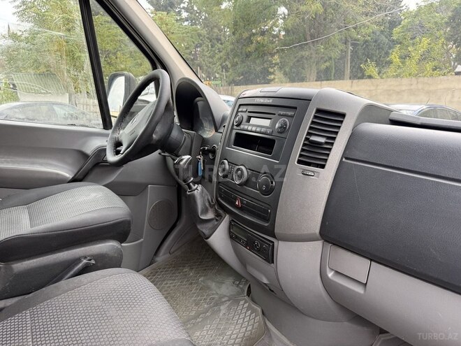 Mercedes Sprinter 515 2009, 284,000 km - 2.2 l - Bakı