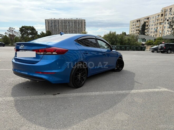 Hyundai Elantra 2017, 220,339 km - 2.0 l - Bakı