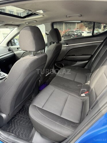 Hyundai Elantra 2017, 220,339 km - 2.0 l - Bakı