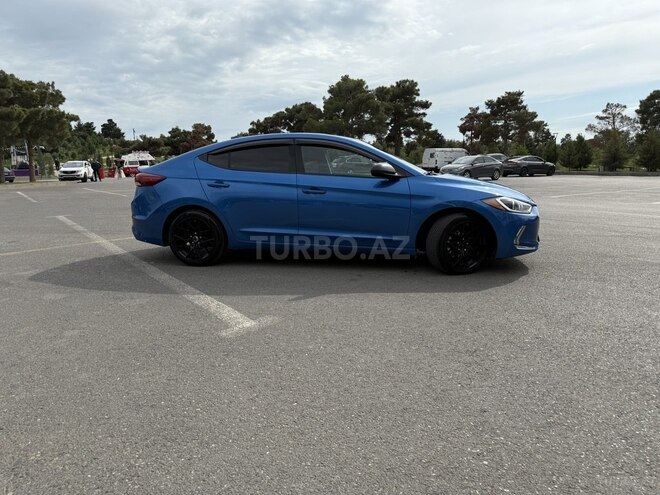 Hyundai Elantra 2017, 220,339 km - 2.0 l - Bakı