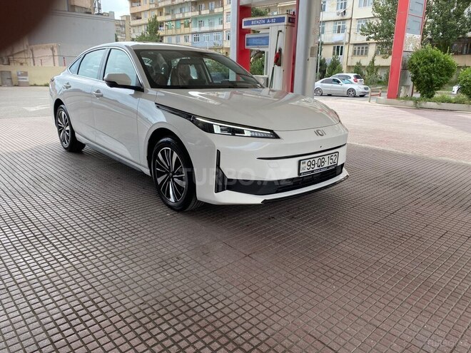Changan Qiyuan A05 2025, 0 km - 1.5 l - Bakı