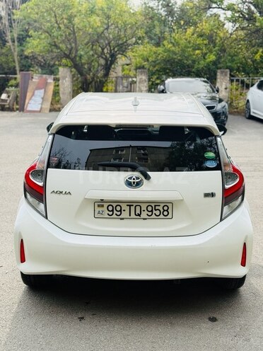 Toyota Aqua 2020, 33,000 km - 1.5 l - Bakı