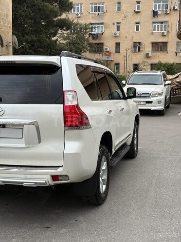 Toyota Land Cruiser Prado 2009, 323,000 km - 2.7 л - Bakı