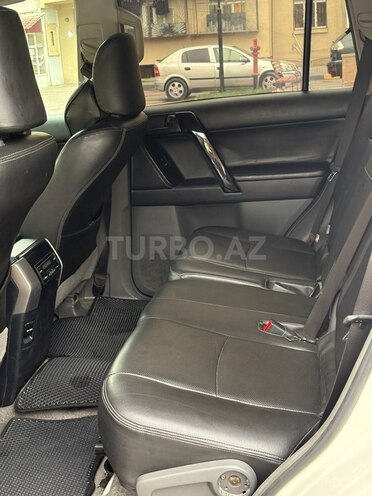 Toyota Land Cruiser Prado 2009, 323,000 km - 2.7 л - Bakı