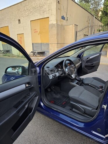 Opel Astra 2006, 238,000 km - 1.4 l - Bakı