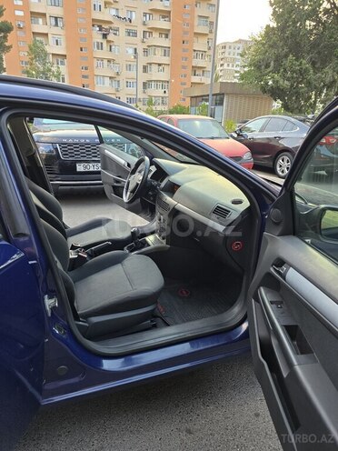 Opel Astra 2006, 238,000 km - 1.4 l - Bakı