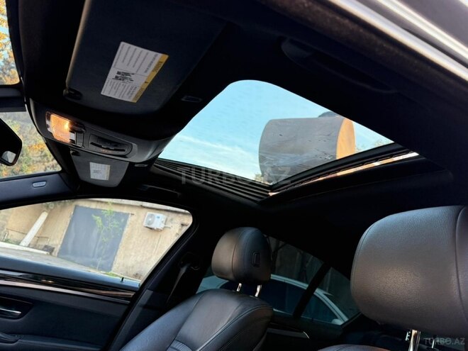 BMW 528 2013, 213,000 km - 3.0 l - Bakı