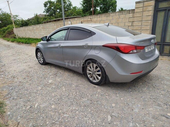 Hyundai Elantra 2015, 183,868 km - 1.8 л - Bakı