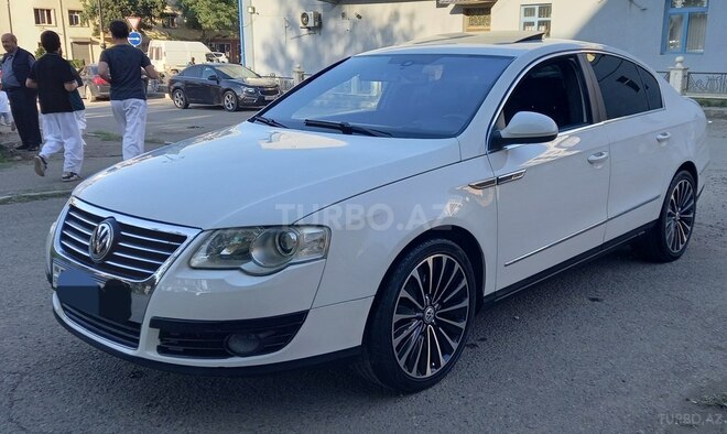 Volkswagen Passat 2006, 243,000 km - 2.0 l - Gəncə