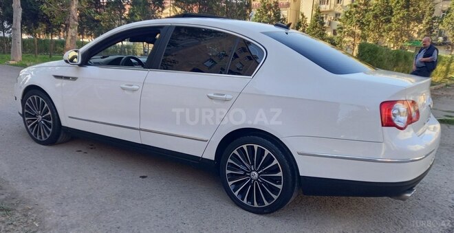 Volkswagen Passat 2006, 243,000 km - 2.0 l - Gəncə