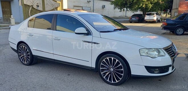 Volkswagen Passat 2006, 243,000 km - 2.0 l - Gəncə