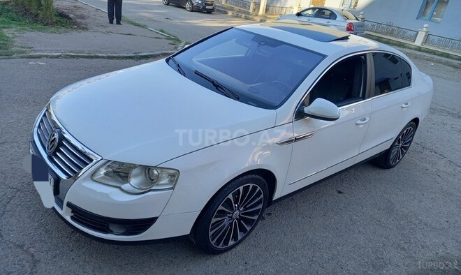 Volkswagen Passat 2006, 243,000 km - 2.0 l - Gəncə