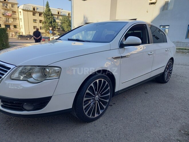 Volkswagen Passat 2006, 243,000 km - 2.0 l - Gəncə